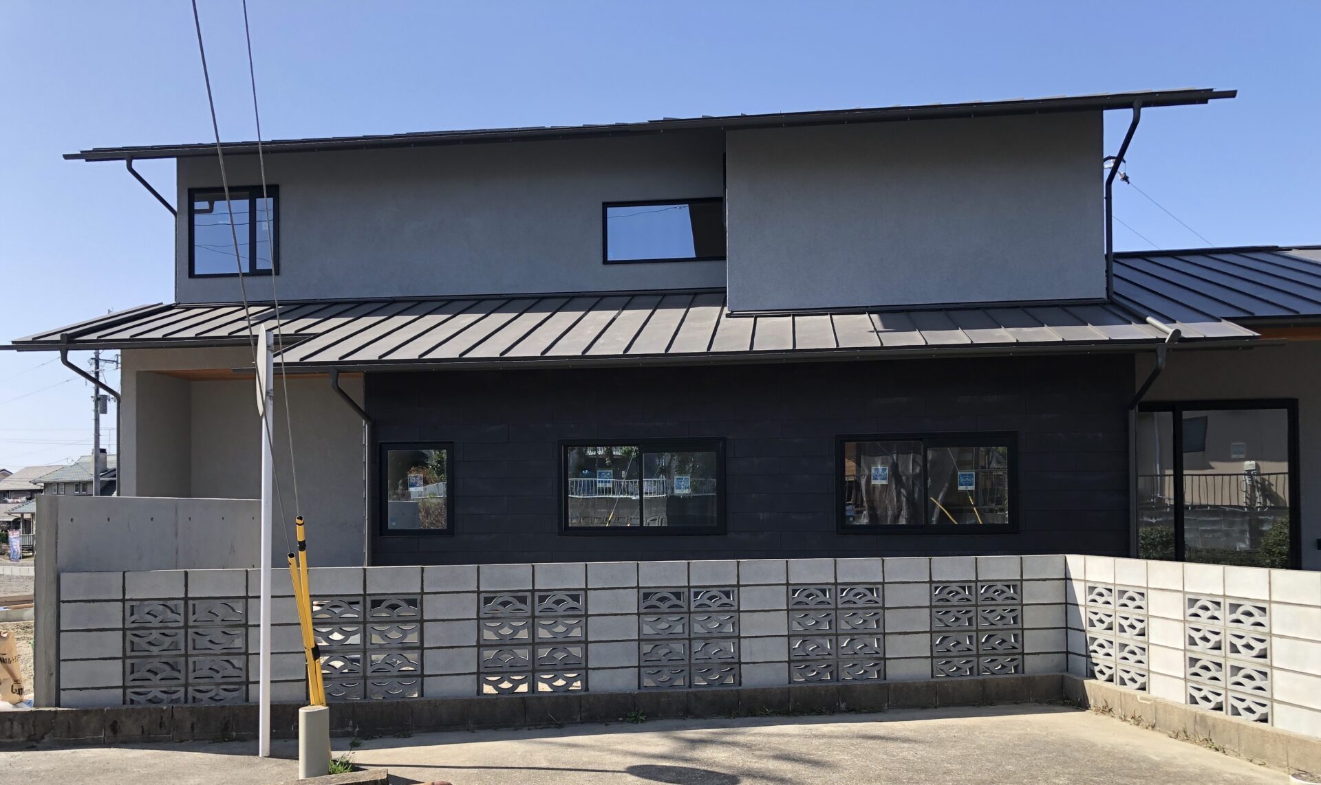 Ben Village モデル　目隠しブロック工事